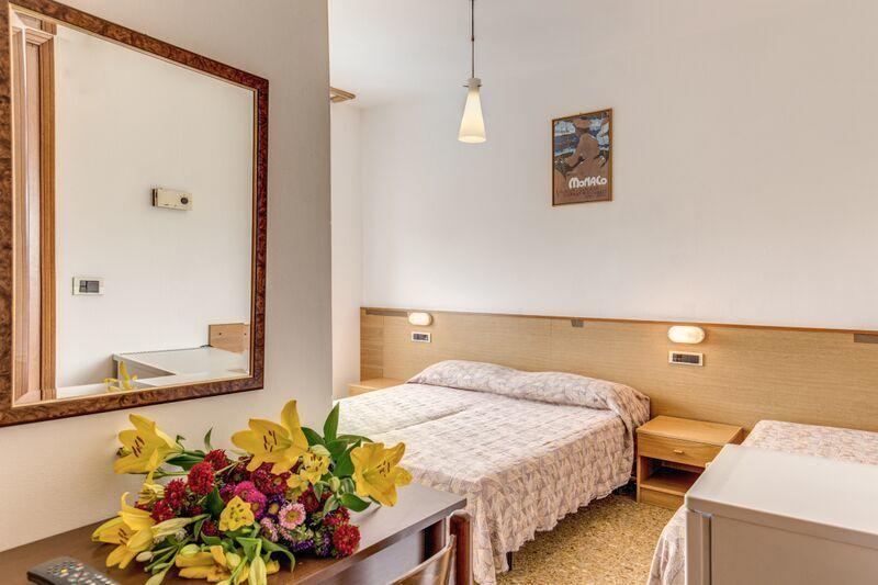 Hotel Manzoni Lido di Jesolo Bilik gambar