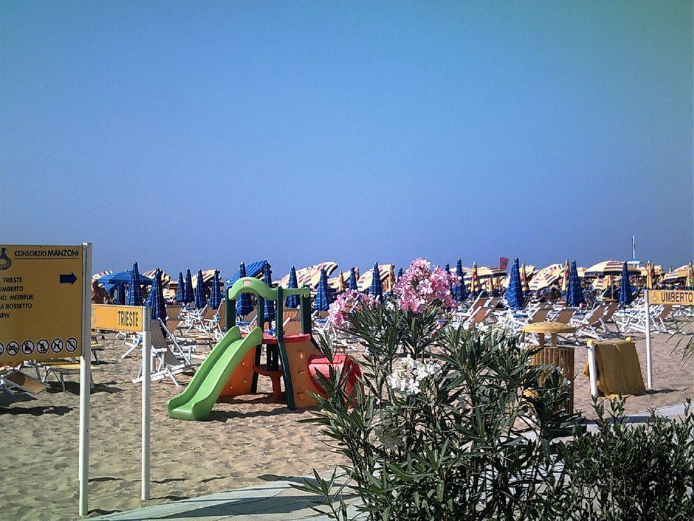 Hotel Manzoni Lido di Jesolo Luaran gambar