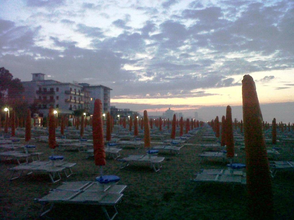 Hotel Manzoni Lido di Jesolo Luaran gambar