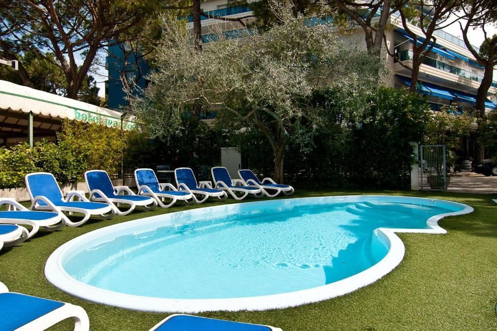 Hotel Manzoni Lido di Jesolo Luaran gambar